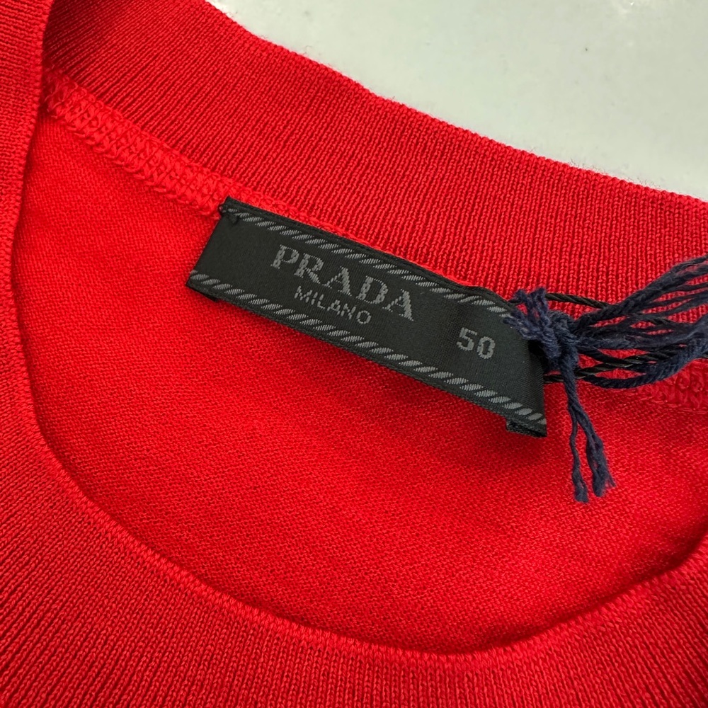 Prada Logo Top - Picture 5 of 7